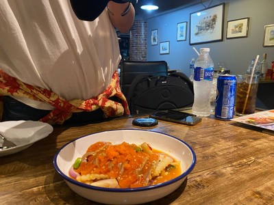 ยำแซลมอน