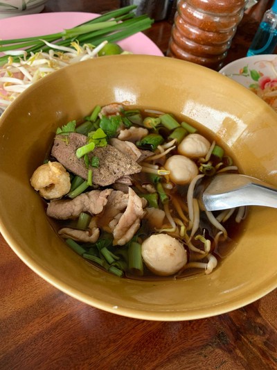 ก๋วยเตี๋ยวหมูตุ๋น