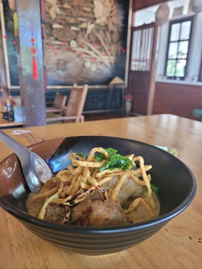 ข้าวซอยไก่