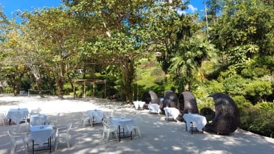 Seaview Sunset Beach Bar