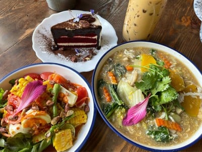 Barn Naa Cafe