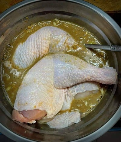 วิธีทำ ไก่อบชานอ้อย น้ำจิ้มน้ำตาลเคี่ยวงาขาว