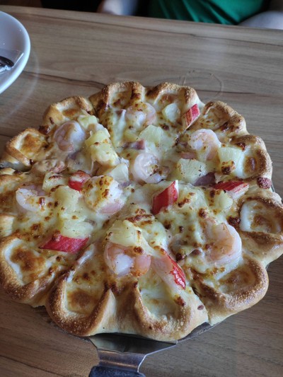 Pizza Seafood Cocktail ขอบชีส