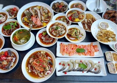 Ma Long ณัวร์ ท่าเรือ อยุธยา