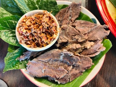 จิ้นนึ่งน้ำพริกข่า