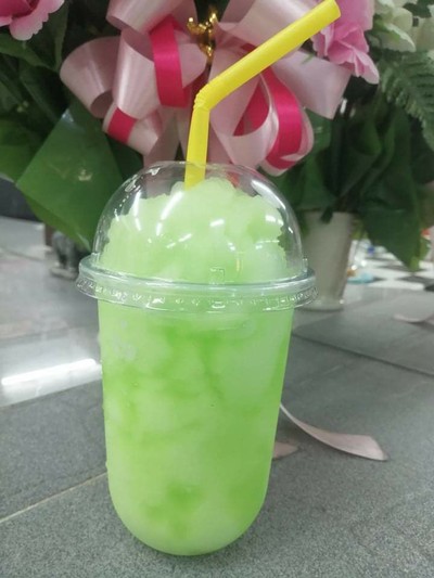 อาหาร หรือ เครื่องดื่ม