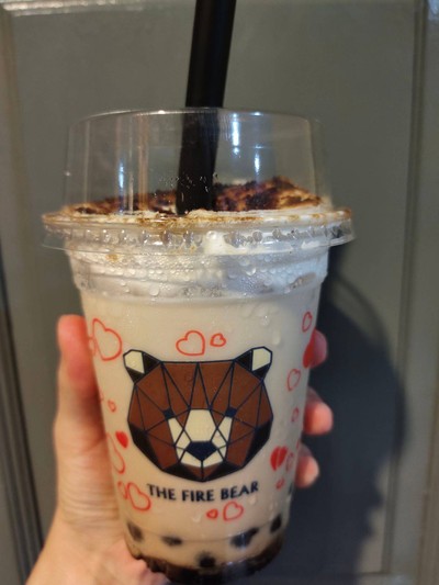 ชานมหมีพ่นไฟ คู่รัก