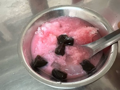 โอ้เอ๋วน้ำแดงนม