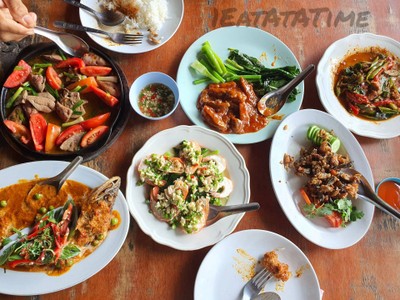 อาหาร หรือ เครื่องดื่ม