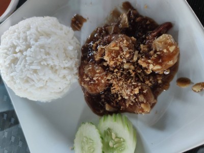 กระเทียมกุ้ง