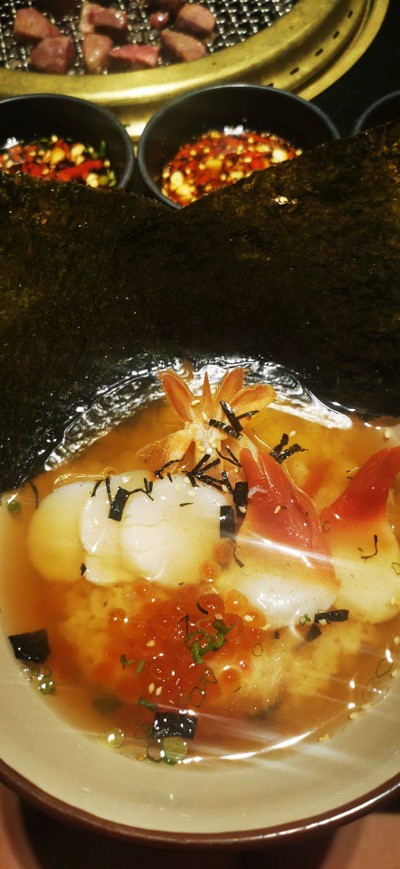 อาหาร หรือ เครื่องดื่ม