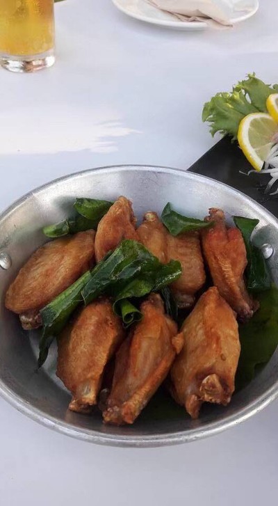 ปีกบนไก่ทอด