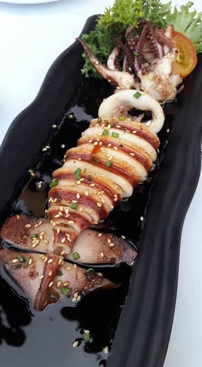 ปลาหมึกย่างซีอิ๊ว