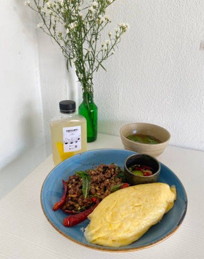 อาหาร หรือ เครื่องดื่ม