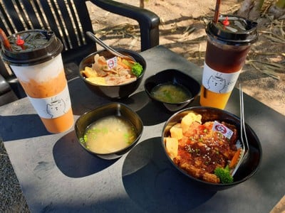 คาโนนะคาเฟ่แฟฟินฟาร์ม