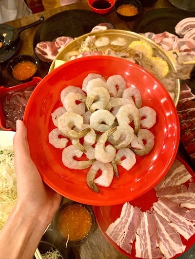 เมนูของร้าน ชวนกินหมูกระทะ บรรทัดทอง