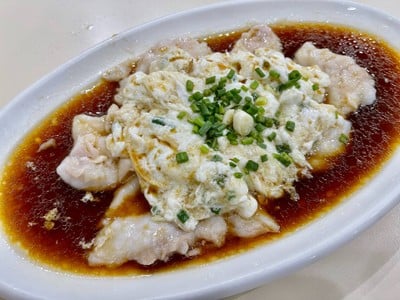 เนื้อปลาผัดซอสไข่(ขาว)