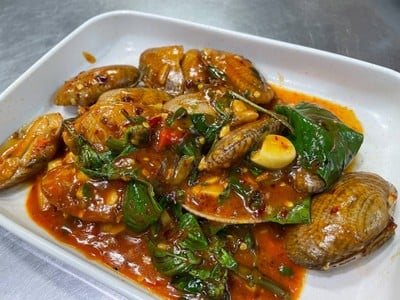 หอยลายผัดพริกเผา อร่อย ราคาถูก 