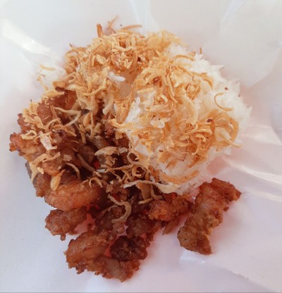 หมูคอนโด ห่อข้าวเหนียว