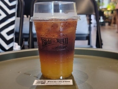 อาหาร หรือ เครื่องดื่ม