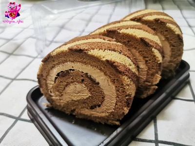 Coffee Fresh Cream Roll