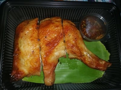 อาหาร หรือ เครื่องดื่ม