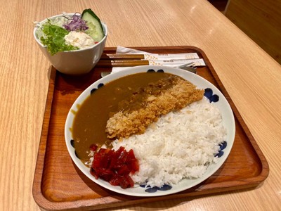 ข้าวแกงกะหรี่ทงคัตสึหมูสันนอก