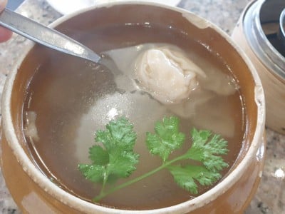 อาหาร หรือ เครื่องดื่ม