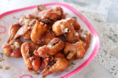 อาหาร หรือ เครื่องดื่ม