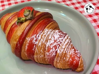 Strawberry Croissant