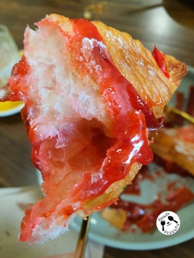 Strawberry Croissant