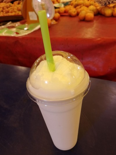 มะพร้าวปั่นนมสดน้ำผึ้ง