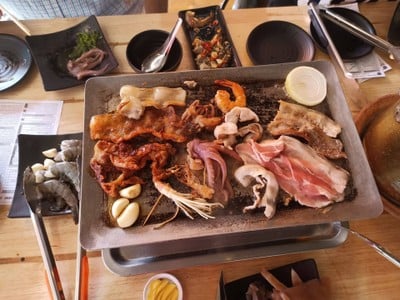 Super Beef ซุปเปอร์บีฟ บุฟเฟต์ปิ้งย่าง ชาบู กุ้งแม่น้ำ Phuket