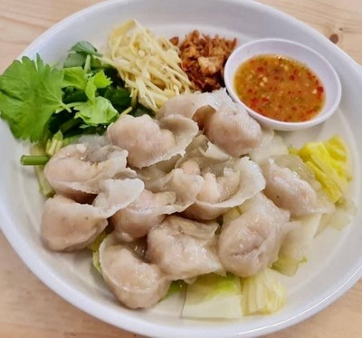 เกี๊ยวปลาลวกจิ้ม (ธรรมดา)