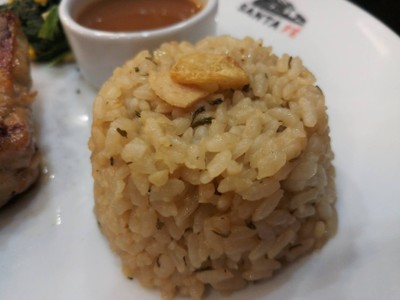 ข้าวญี่ปุ่นผัดกระเทียม