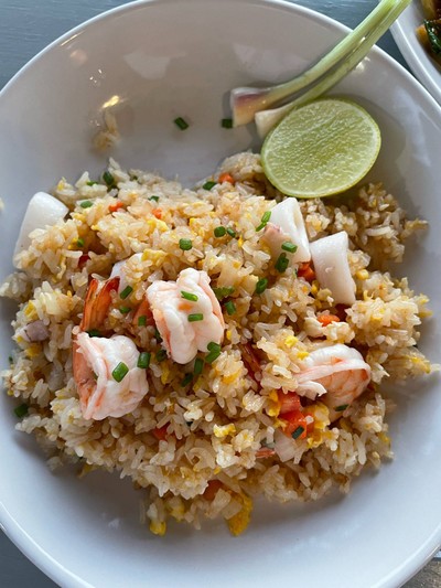 ข้าวผัดทะเล