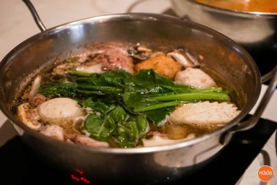 อาหาร หรือ เครื่องดื่ม