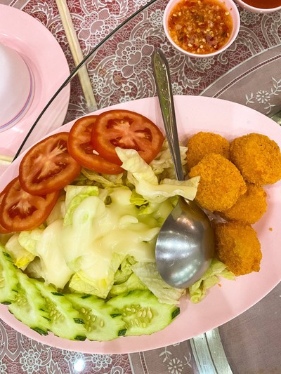 สลัดหอยเชลล์