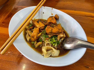 เส้นเล็กน้ำไก่