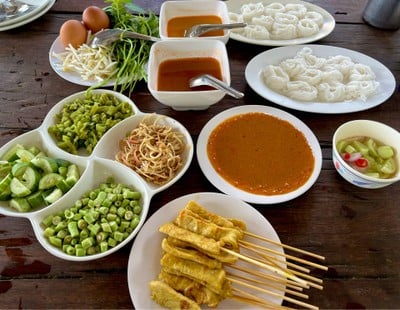 เมนูของร้าน ขนมจีนครูอี๊ดเสาไห้