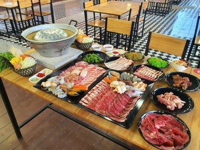 อาหาร หรือ เครื่องดื่ม