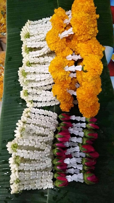 ข้อมือกลมจำปีกุหลาบ