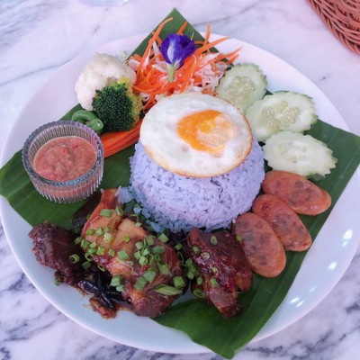 เซ็ตข้าวสวย+หมูฮ้อง+ไข่ดาว