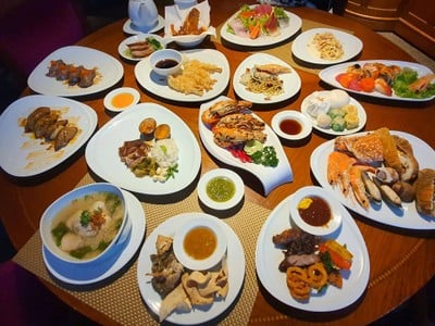 อาหาร หรือ เครื่องดื่ม