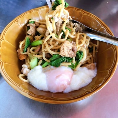 หมี่ฮกเกี้ยนผัด