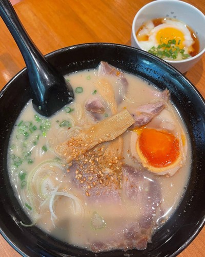 ทงคตสึราเมง