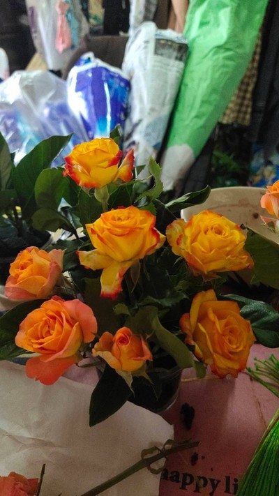 กุหลาบจีนปักถ้วย