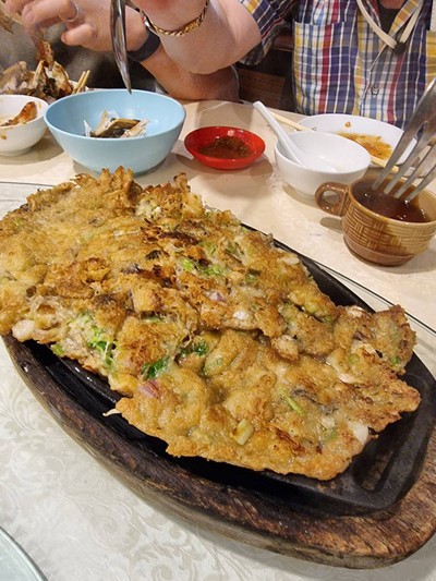 อาหาร หรือ เครื่องดื่ม
