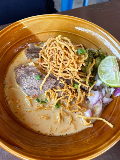 ข้าวซอยเนื้อ