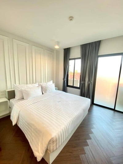 Nine River Hotel